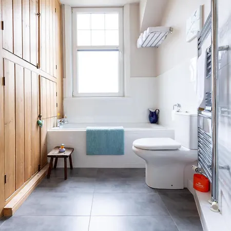 The Mount 4* 폴틴스케일