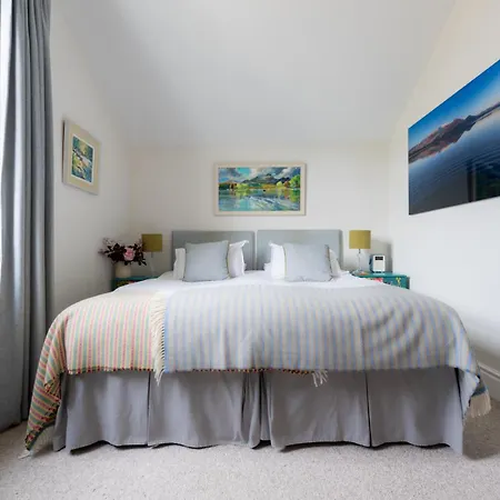 The Mount بورتنسكيل