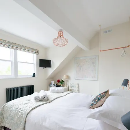 The Mount Bed & Breakfast