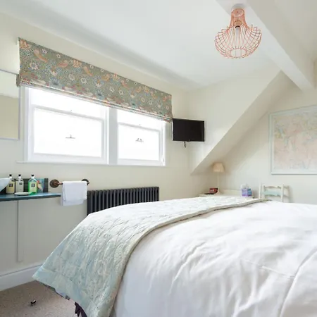 Bed and Breakfast The Mount 5*