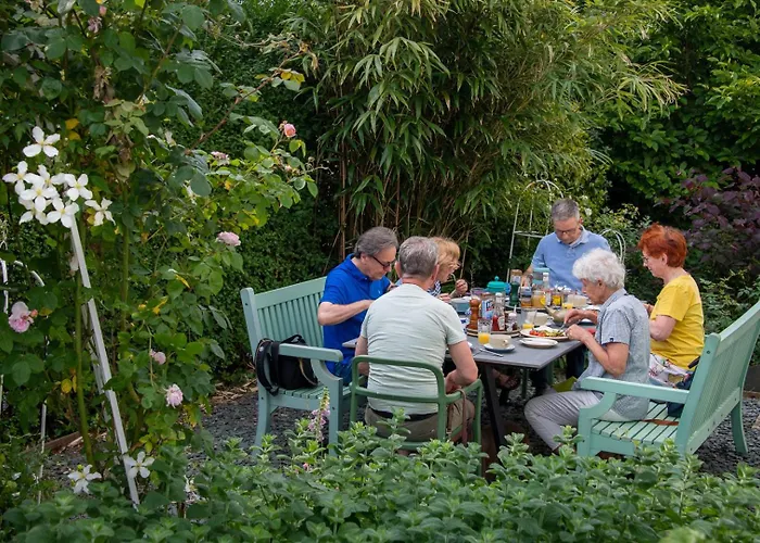 فندق مبيت وإفطار The Mount